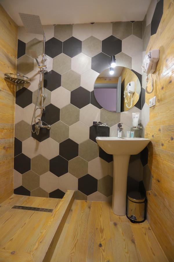 Hotel Inside Kazbegi Zewnętrze zdjęcie